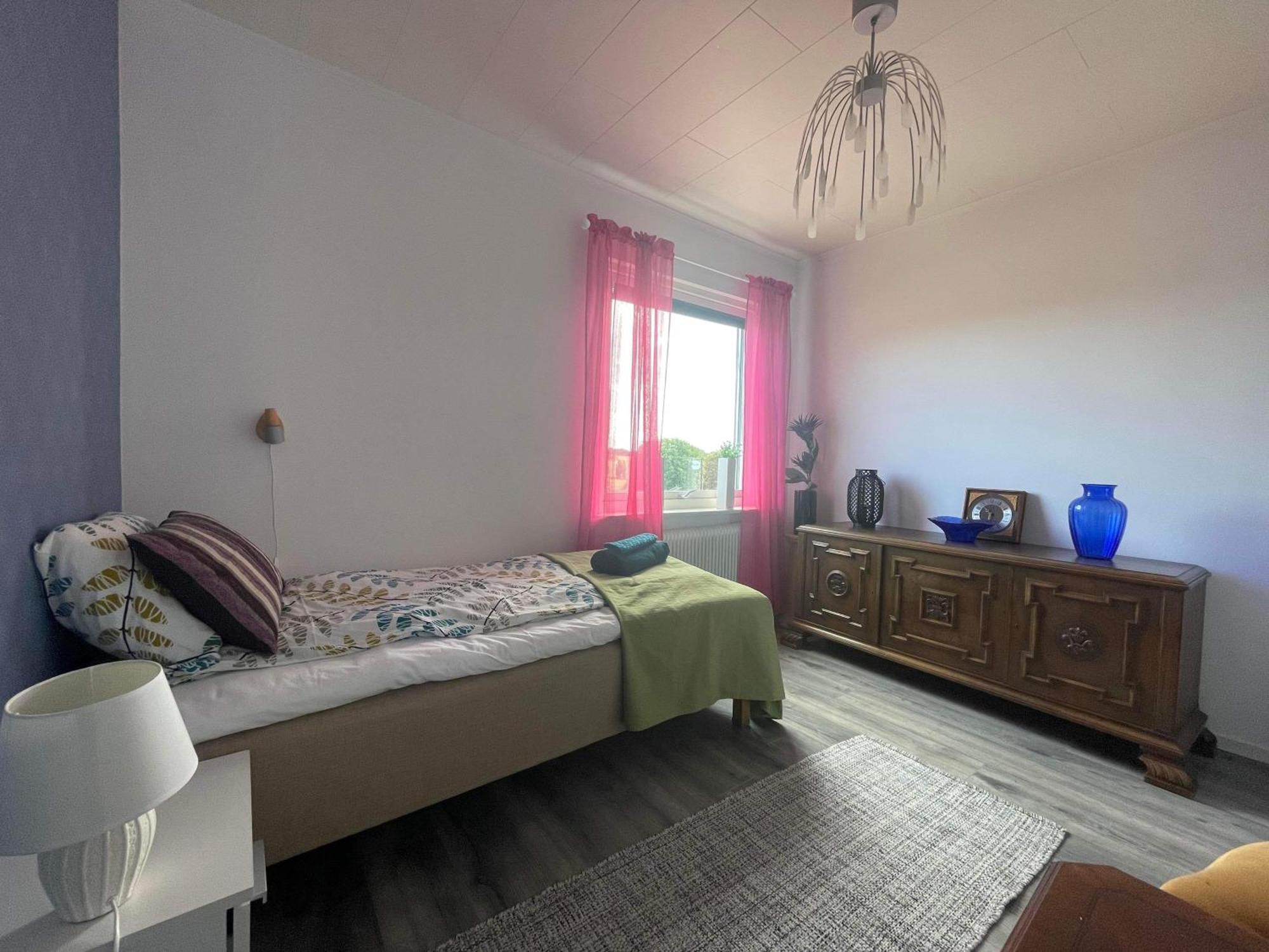 Oedeshoeg Modernt Och Stilfullt B&B Exteriér fotografie